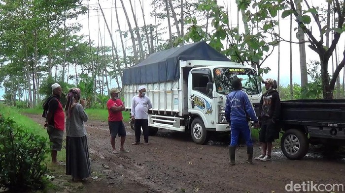 Perampok bersenjata gasak duit ratusan juta dari sopir truk di Sumedang