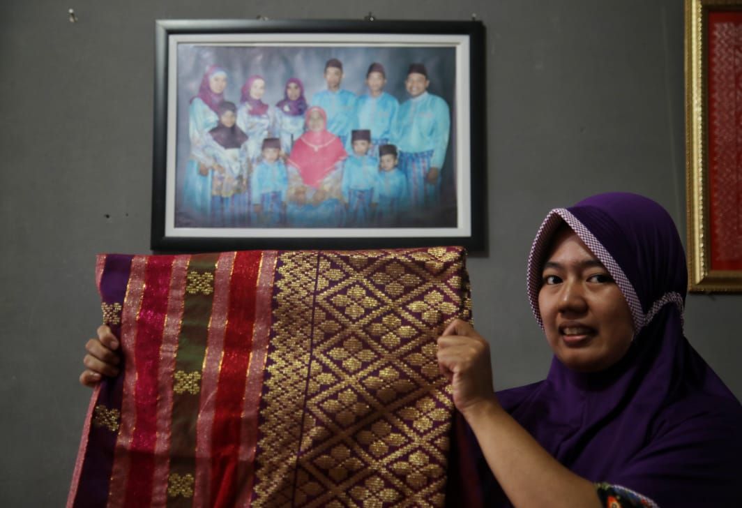 Songket Melayu Khas Dumai Sudah Sampai Malaysia hingga AS