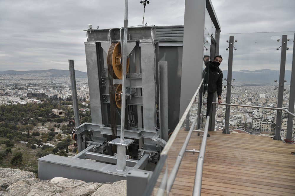 Acropolis yang Makin Ramah Difabel
