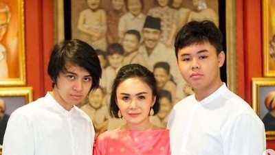 Cavin Obrient Salomo Siahaan, Anak Yuni Shara yang Gantengnya Kelewatan!