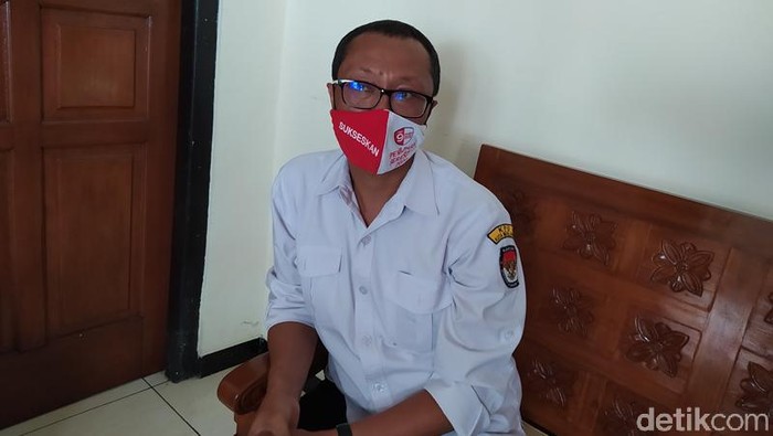 Anggota KPU Kota Magelang Bambang Sarwodiono, Senin (7/12/2020).