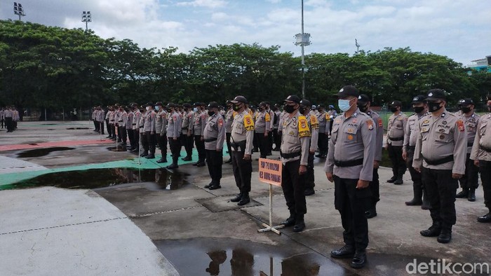Apel pergeseran pasukan pengamanan Pilwalkot Makassar 2020 di Lapangan Karebosi (Ibnu Munsir/detikcom)