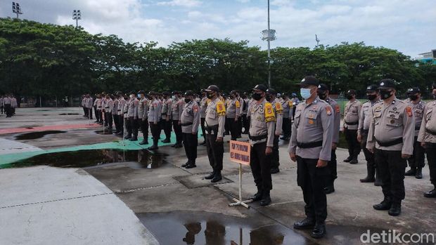 Apel pergeseran pasukan pengamanan Pilwalkot Makassar 2020 di Lapangan Karebosi (Ibnu Munsir/detikcom)