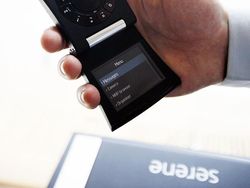 Deretan HP Berdesain Unik dan Aneh yang Pernah Dibuat