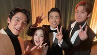 Kelanjutan kisah para karakter masih menggantung di season 1. (Foto: dok. Instagram Yoo Yeon Seok/Jeon Mi Do) 