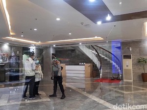 Kasus Suap Bansos Juliari Batubara, Penyidik KPK Geledah Kemensos