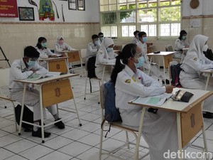Pemkot Surabaya Simulasi Sekolah Tatap Muka dengan Hadirkan Siswa SMP