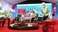 Hal itu semata-mata dilakukan guna memenuhi kebutuhan energi investor. Proses pembangunan infrastruktur tersebut ditandai dengan Groundbreaking Sarana dan Fasilitas Bunker dan Peresmian Jalur Pipa Gas Kuala Tanjung di Area Terminal Multipurpose Kuala Tanjung Pelindo 1 di Batu Bara, Sumatera Utara, Jumat (4/12/2020) yang digelar secara luring dan daring. Foto: dok. Pertamina