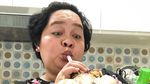 Sinyorita Positif Covid-19, Lihat Momen Kulinernya Bareng Keluarga
