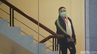 Deden Deni merupakan saksi yang pada saat Operasi Tangkap Tangan (OTT) kasus ekspor benih lobster (benur) ikut diamankan KPK.