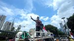 Aksi Tangkap Habib Rizieq Bergema di Depan Polda Metro Jaya