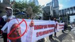 Aksi Tangkap Habib Rizieq Bergema di Depan Polda Metro Jaya