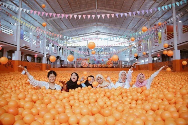 Centrum Million Balls