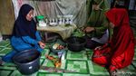 Emak-emak Ini Jual Dendeng Daun Ubi Hingga ke Abu Dhabi