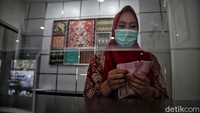 Hadirnya Bank BRI ini memberikan kemudahan bagi warga Rupat untuk menabung, mengajukan kredit dan simpan pinjam.