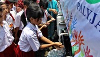 Salah satunya adalah PT PAM Lyonnaise Jaya (PALYJA) yang sudah mengkampanyekan Cuci Tangan sejak 2013 silam dan terus konsisten hingga kini. Foto: dok. Palyja