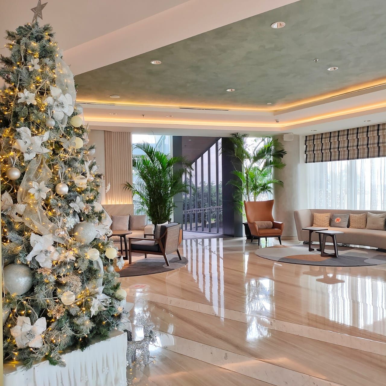 HARRIS Suites Puri Mansion