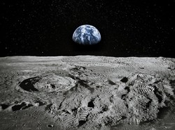 Elon Musk dan Jeff Bezos Bisa Bikin Astronaut Terdampar di Bulan