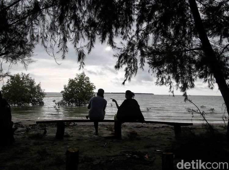 Ini Dia Destinasi Wisata Andalan Pulau Rupat, Pantai Beting Aceh