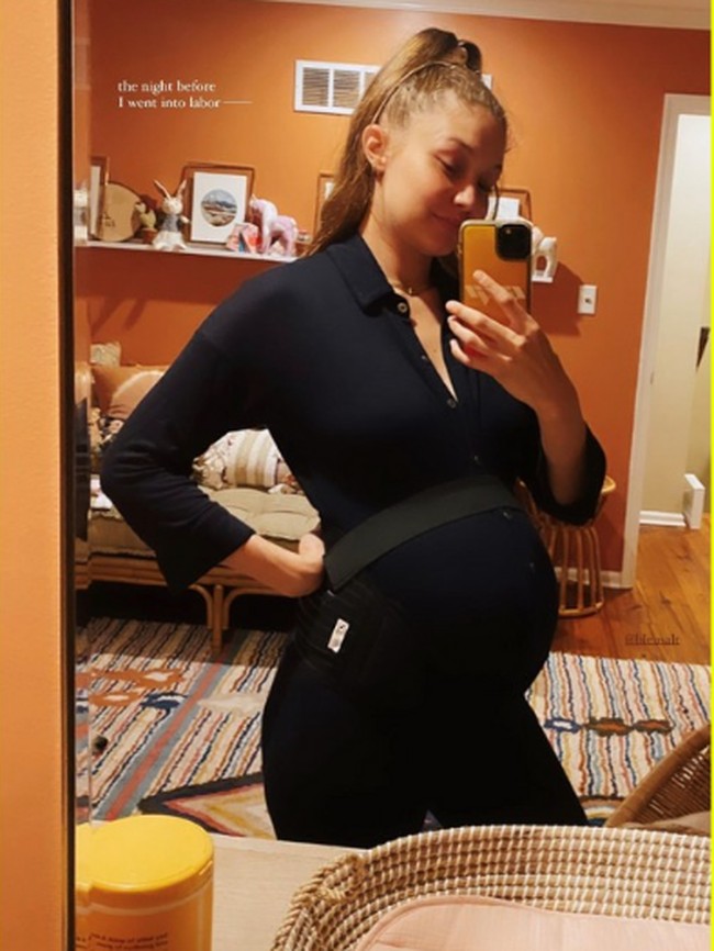 Pada Minggu malam (7/12/2020), Gigi Hadid mengunggah foto-foto terbarau di Instagram Story. Salah satunya penampakan kehamilan beberapa saat sebelum melahirkan. Foto: Instagram/@gigihadid