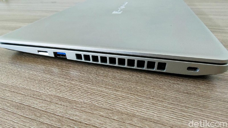 Laptop Dynabook Satellite Pro L40-G