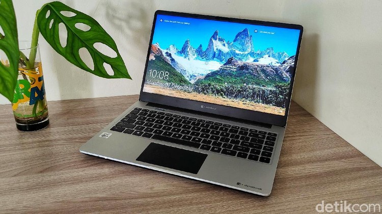 Laptop Dynabook Satellite Pro L40-G