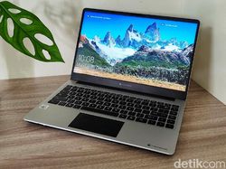 Dynabook Satellite Pro L40-G, Laptop Gaya Profesional Muda