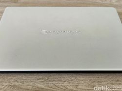 Dynabook Satellite Pro L40-G, Laptop Gaya Profesional Muda