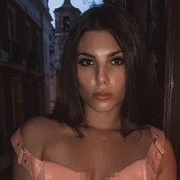 Kini, Stina tidak lagi mendapatkan bully. Dia bahkan sempat terjun menjadi model dan kini lebih aktif di Instagram dengan menjadi seorang influencer. Foto: Instagram