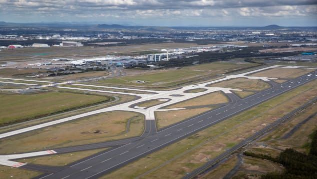 Tawon lubang kunci dan Bandara Brisbane