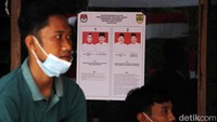 Pasangan Etik Suryani-Agus Santosa atau EA dan Joko Santosa-Wiwaha Aji Santosa alias Joswi akan bertarung dalam Pilkada Sukoharjo 2020.