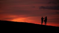 Menyusutnya bukit pasir dikarenakan padatnya lalu lintas pariwisata setiap tahunnya di bukit pasir tersebut.  