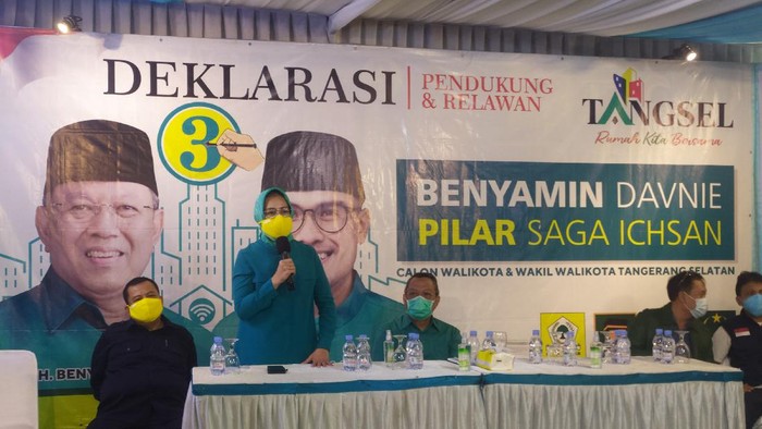 Ketua DPD Golkar Airin Rachmi Diany memberi pesan kepada pasangan Benyamin-Pilar.