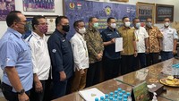 Tantangan ke depan Bamsoet dalam mengendalikan organisasi otomotif tertinggi di Indonesia ini adalah menggandeng lebih erat lagi seluruh IMI Provinsi untuk bersatu dan bersama meraih prestasi tertinggi di pentas Internasional. Foto: dok. IMI