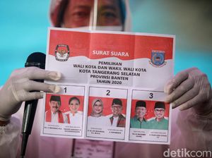 Beredar Foto Surat Suara Dicoret Korup Lu Pada, Ini Kata KPU Tangsel