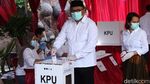 Cawalkot Depok Pradi Nyoblos Bareng Keluarga di TPS 15