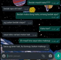 Beda banget sih makeup sama boreup. Si pembelinya kurang fokus nih kayaknya. Foto: Instagram/@recehsoplak