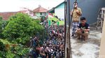 Dadang Supriatna Disambut Ratusan Warga Desa Tegalluar