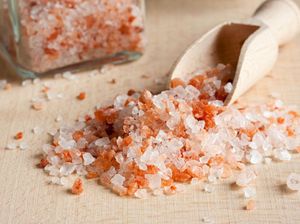 5 Manfaat Garam Himalaya, Apa Bedanya dengan Garam Biasa?