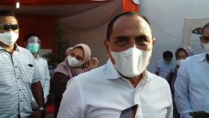Gubsu Edy setelah selesai mencoblos untuk Pilkada Medan (dok. Istimewa)