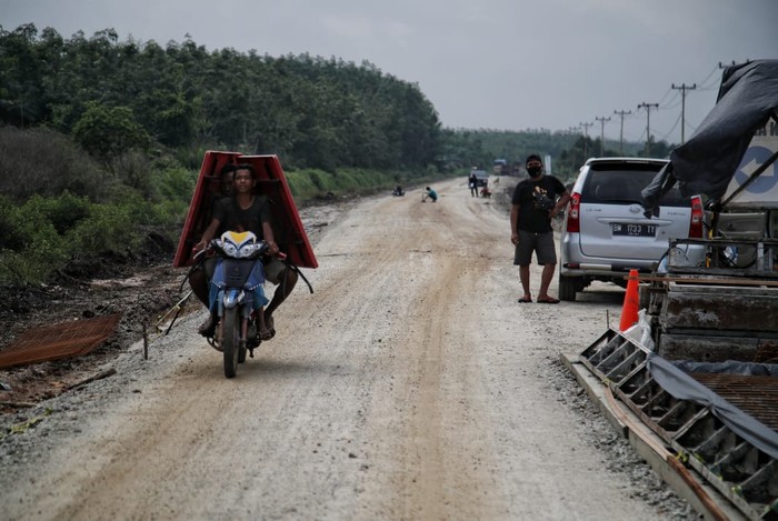 Kebiasaan warga Pulau Rupat tanpa mengunci motornya