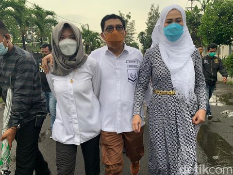 Machfud Arifin nyoblos