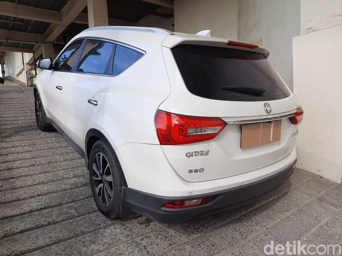Menguji DFSK Glory 580 1.5 Turbo CVT, Benarkah Tidak Bisa Menanjak?