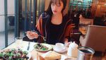 10 Momen Moon Ga Young True Beauty Saat Kulineran