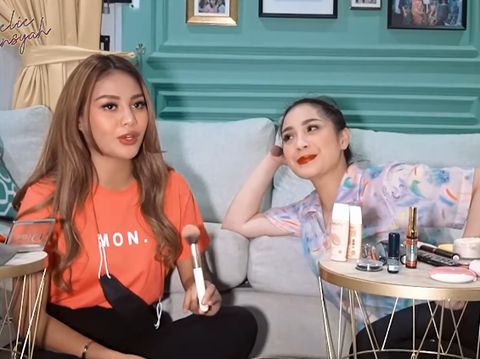 Nagita Slavina & Aurelie Hermansyah