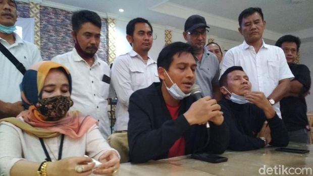 Paslon Indramayu Nina Agustina-Lucky Hakim