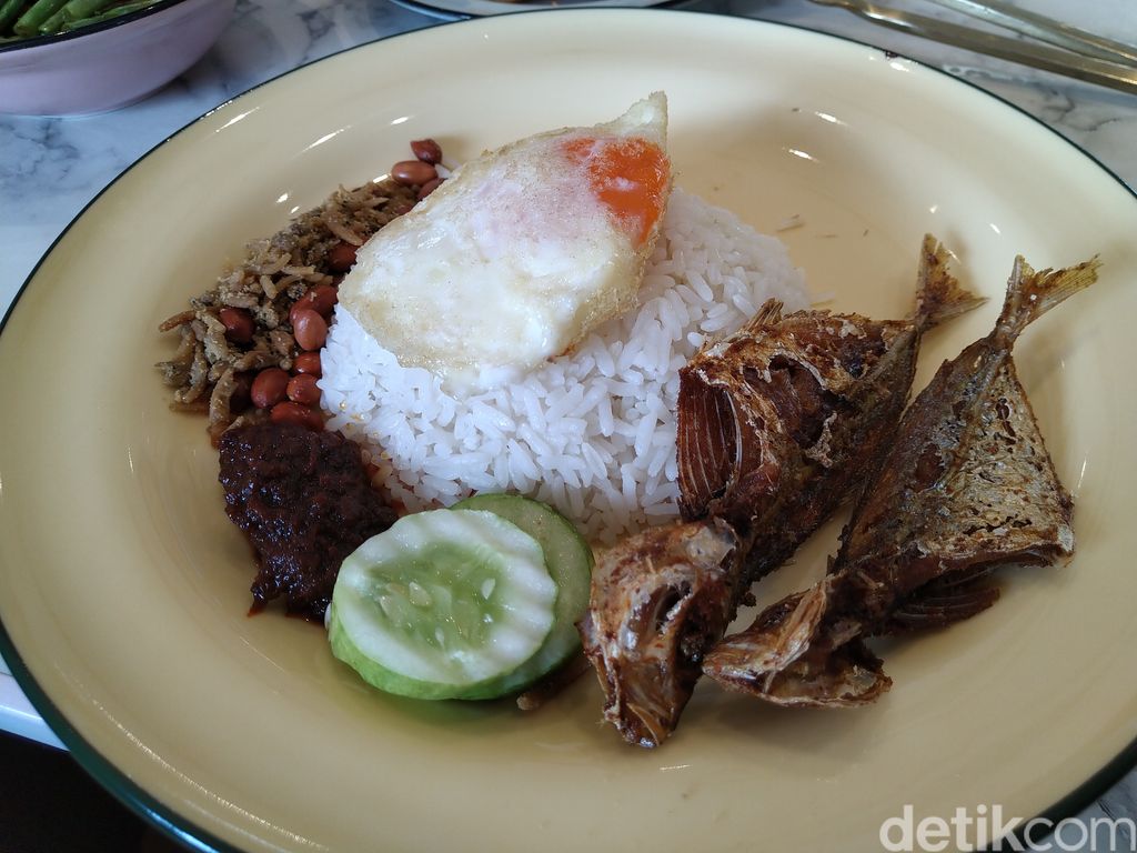 Ponggol : Nasi Lemak Populer di Singapura Kini Ada di Jakarta