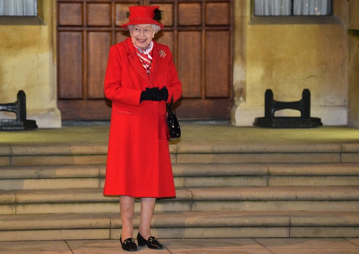 Reuni Ratu Elizabeth II dengan Pangeran William dan ...