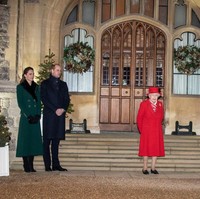 Ratu Elizabeth II dan sejumlah anggota senior keluarga Kerajaan Inggris berkumpul di Windsor Castle, Selasa (8/12/2020). Seperti dikabarkan Daily Mail, ini adalah kali pertama mereka terlihat bersama saat pandemi COVID-19. (Foto: Getty Images)