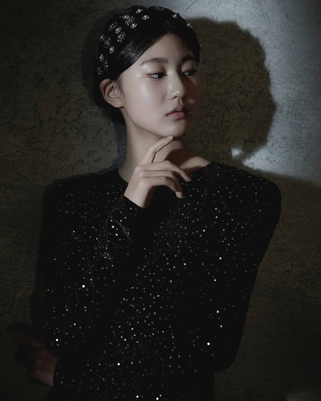 Meski begitu tidak berarti jika gadis cantik ini tidak terpikir atau tergoda dengan penawaran untuk jadi artis. Namun sekarang ia memang ingin fokus dengan golf. Foto: Instagram @yeonsu0405